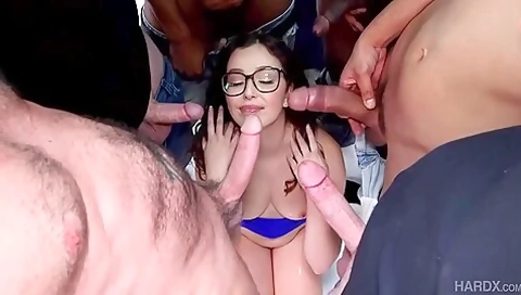 Leana Lovings 1st Blowbang!